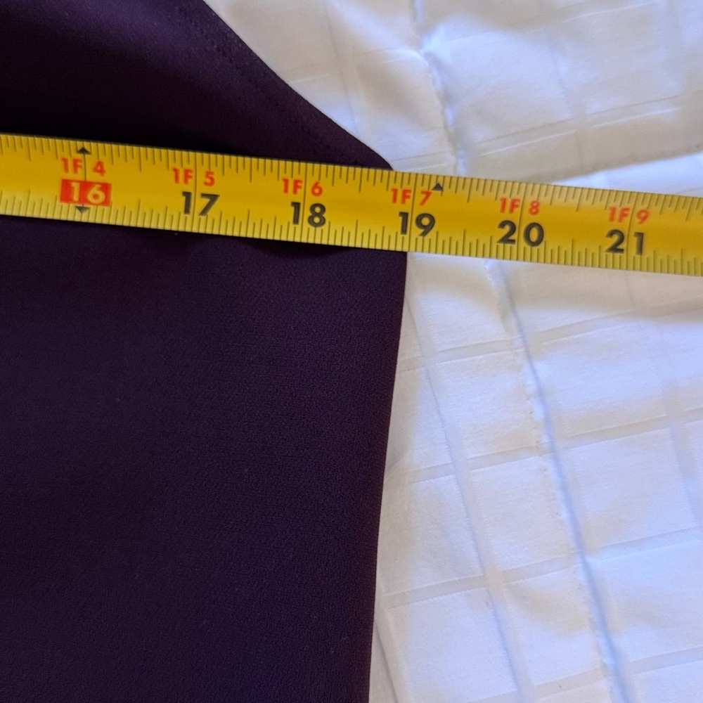 THEORY Talniza Admiral Crepe Plum Purple Sleeveless Blouse Minimalist Top - Picture 10 of 12